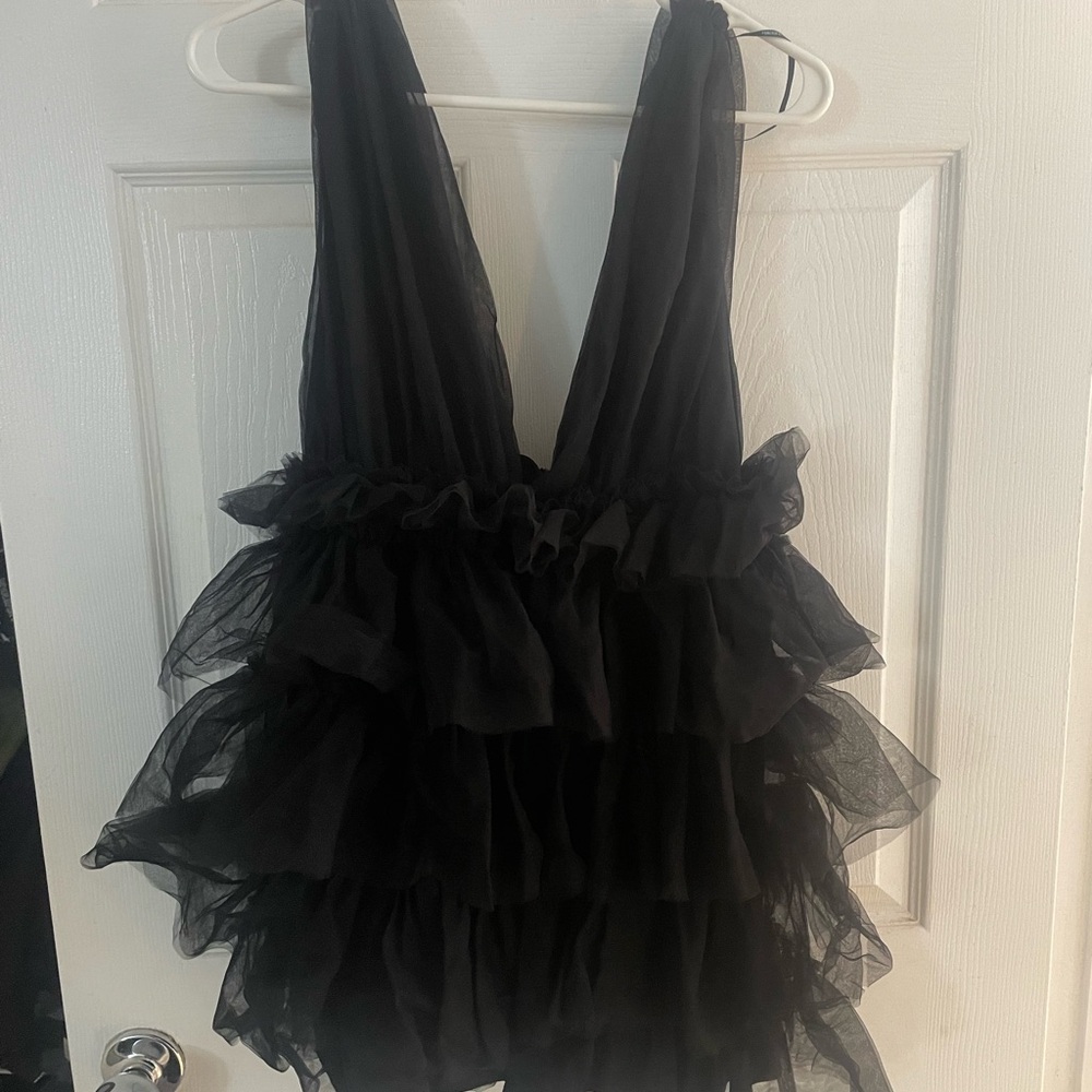 NWT Chic Black Ruffled Dress